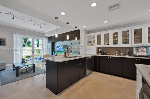 18345 NE 30th Pl #18345, Aventura, FL 33160