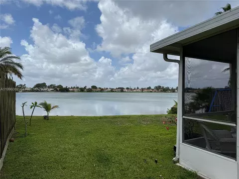 View/Area - 3091 Lighthouse Pl, Margate, FL 33063 photo 4 of 6