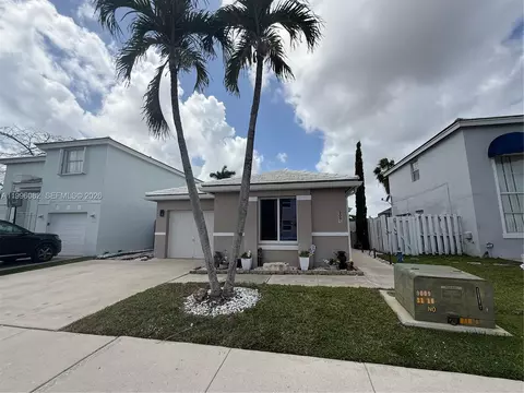 Exterior - 3091 Lighthouse Pl, Margate, FL 33063 photo 12 of 12
