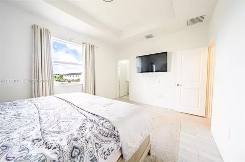 Bedroom - 12448 NW 23rd Ct, Miami, FL 33167 photo 7 of 8