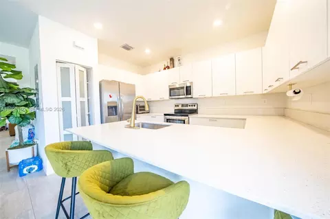 Kitchen - 12448 NW 23rd Ct, Miami, FL 33167 photo 5 of 5