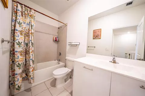 Bath - 12448 NW 23rd Ct, Miami, FL 33167 photo 5 of 5