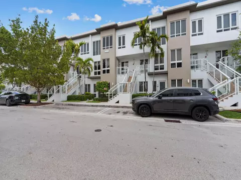 10265 NW 63rd Ter #205, Doral, FL 33178