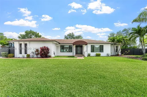 10625 SW 79th Pl, Miami, FL 33156