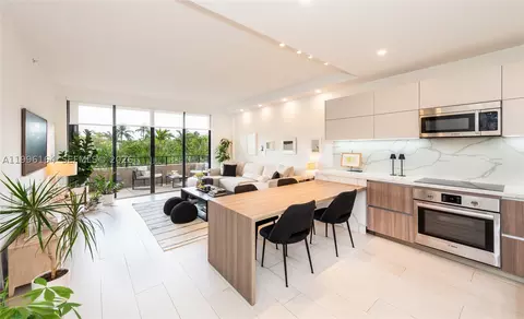 151 Crandon Blvd #241, Key Biscayne, FL 33149