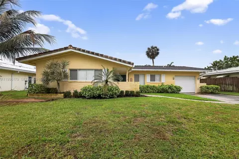 1104 SW 12th St, Boca Raton, FL 33486