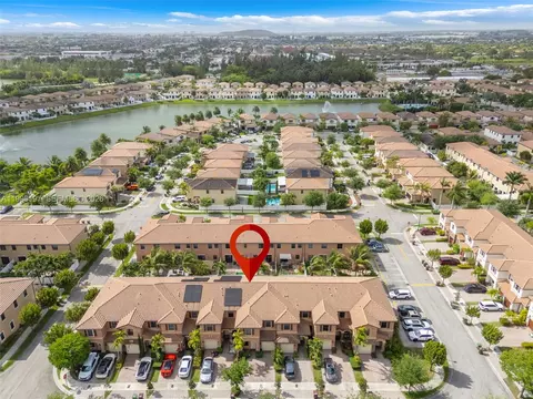 View/Area - 3446 W 90th St, Hialeah, FL 33018 photo 1 of 10