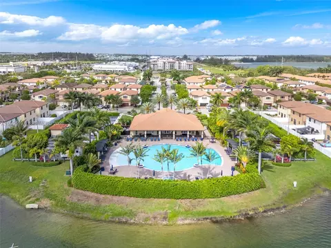 View/Area - 3446 W 90th St, Hialeah, FL 33018 photo 8 of 10