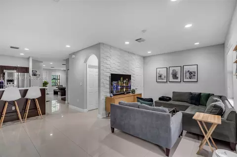 Other - 3446 W 90th St, Hialeah, FL 33018 photo 3 of 17