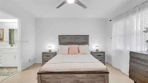 100 SW 130th Ter #204C, Pembroke Pines, FL 33027