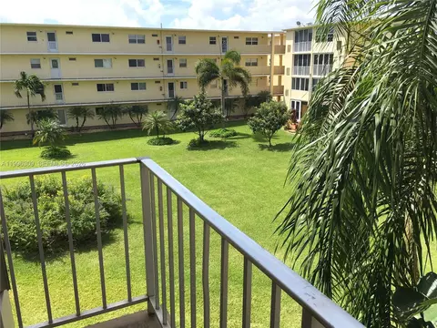 300 NE 26th Ave #314, Boynton Beach, FL 33435