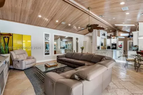 5328 E Leitner Dr, Coral Springs, FL 33067 photo 17