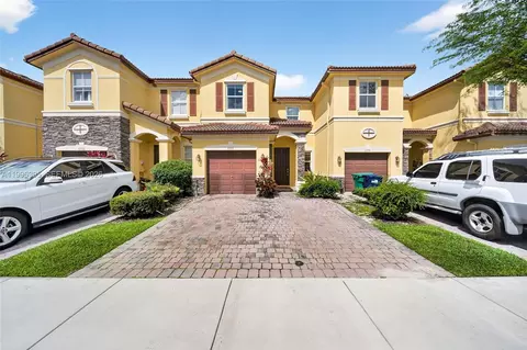 8766 NW 112th Path, Doral, FL 33178