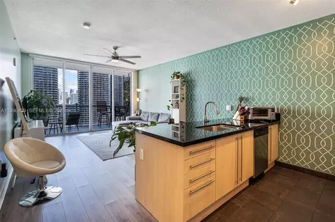 1111 SW 1st Ave #2721-N, Miami, FL 33130