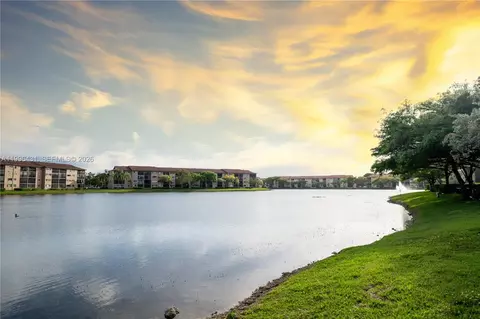 850 SW 138th Ave #411D, Pembroke Pines, FL 33027
