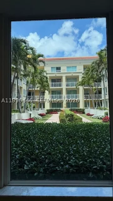 7350 SW 89th St #1102S, Miami, FL 33156