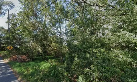 526 Plymouth Rd, Other, FL 33823