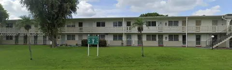 70 NE 202nd Ter #T14, Miami Gardens, FL 33179