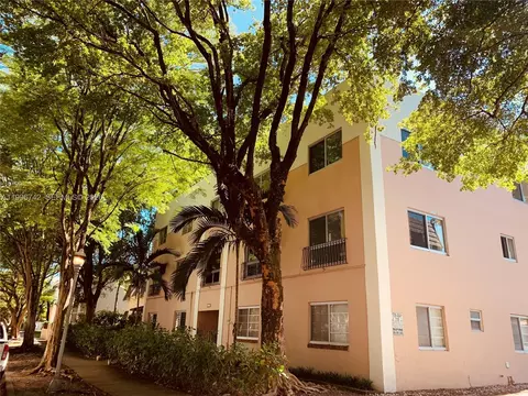 1110 Salzedo St #2C, Coral Gables, FL 33134