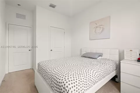 Bedroom - 848 NW 3rd Ter, Pompano Beach, FL 33060 photo 5 of 6