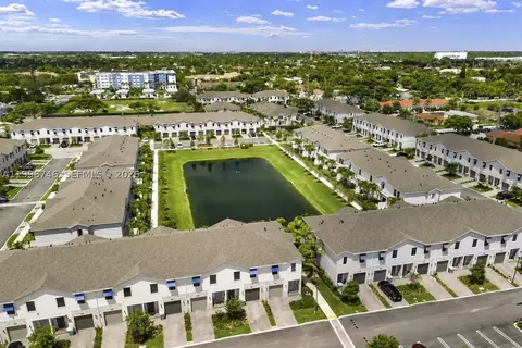View/Area - 848 NW 3rd Ter, Pompano Beach, FL 33060 photo 1 of 2