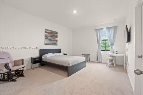 Bedroom - 848 NW 3rd Ter, Pompano Beach, FL 33060 photo 1 of 6