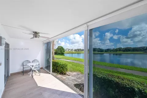 2904 Victoria Pl #A1, Coconut Creek, FL 33066