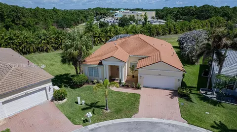 608 SW Chesapeake Ct, Port Saint Lucie, FL 34986