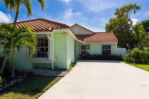 10352 NW 46th St, Doral, FL 33178