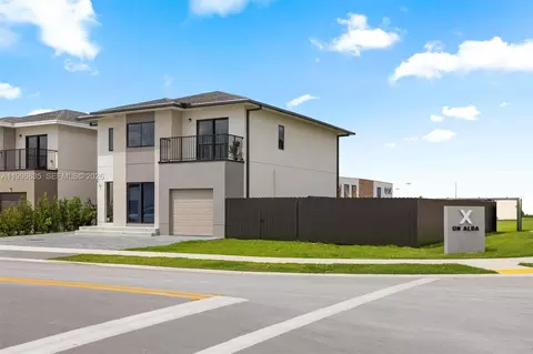321 NW 13th Pl, Florida City, FL 33034