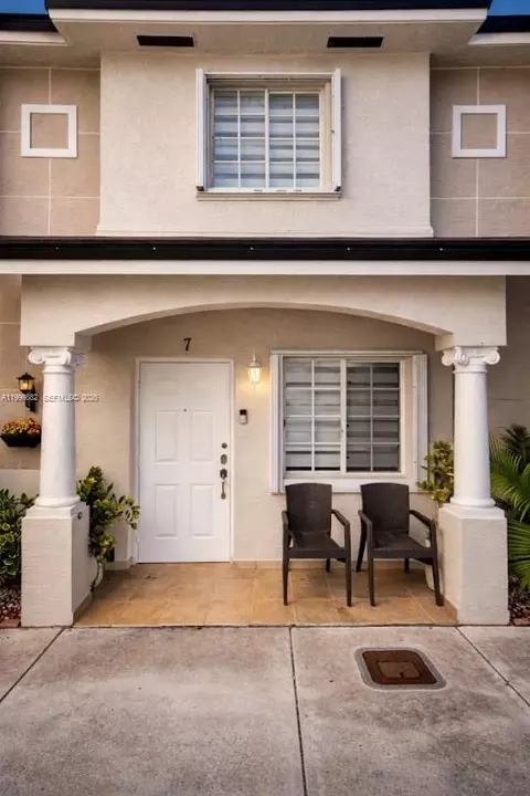 7663 W 36th Ave #7, Hialeah, FL 33018