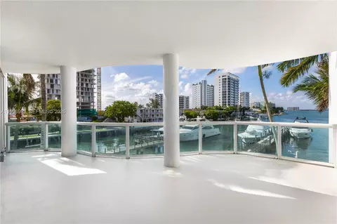 7914 Harbor Island Dr #205, North Bay Village, FL 33141