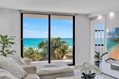 6061 Collins Ave #5F, Miami Beach, FL 33140