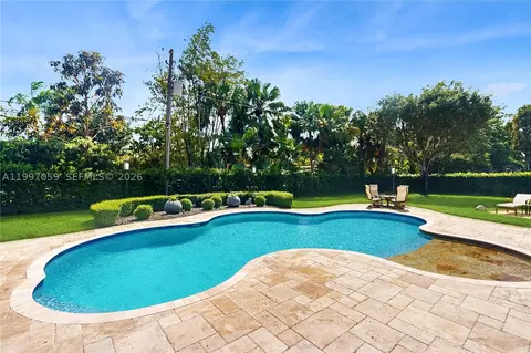 8860 SW 155th Ter, Palmetto Bay, FL 33157