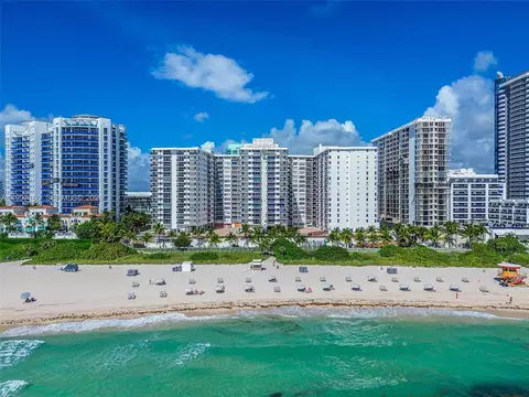 6039 Collins Ave #1607, Miami Beach, FL 33140