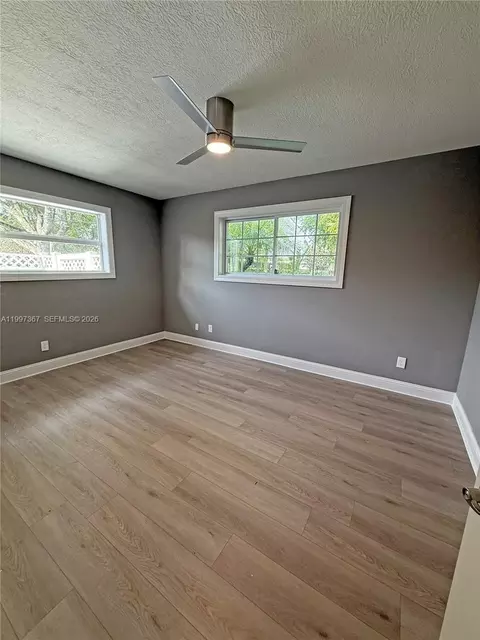 410 SW 56th Ave, Plantation, FL 33317