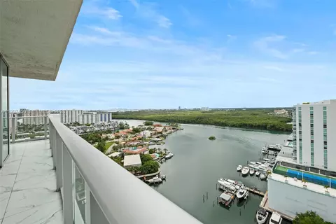 330 Sunny Isles Blvd #5-2102, Sunny Isles Beach, FL 33160