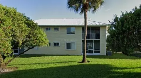 109 SE Village Dr #109, Port Saint Lucie, FL 34952
