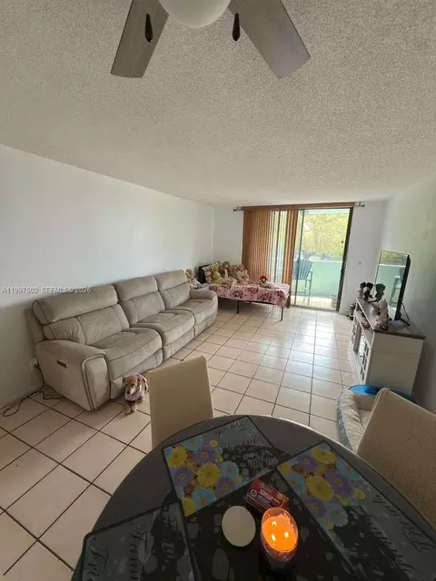 1825 W 44th Pl #208, Hialeah, FL 33012