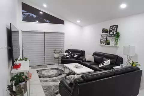 1717 NW 72nd Ave #67, Plantation, FL 33313