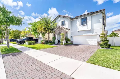 3521 W 92nd Pl, Hialeah, FL 33018