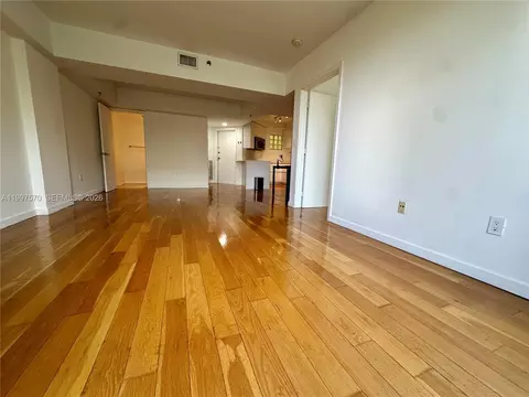 9156 Collins Ave #202, Surfside, FL 33154