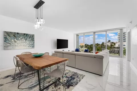 1 Collins Ave #402, Miami Beach, FL 33139