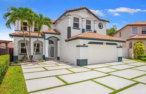 15411 SW 36th Ter, Miami, FL 33185