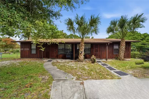 1910 S 34th St, Fort Pierce, FL 34947