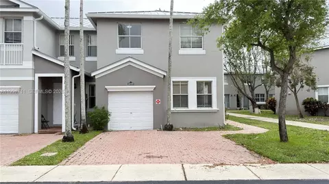 2230 Shoma Dr, Royal Palm Beach, FL 33414