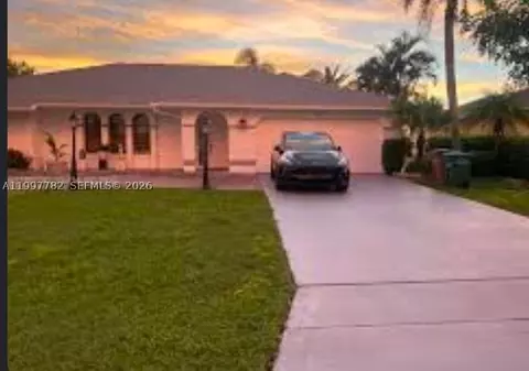 251 SW 22 Pl, Cape Coral, FL 33991