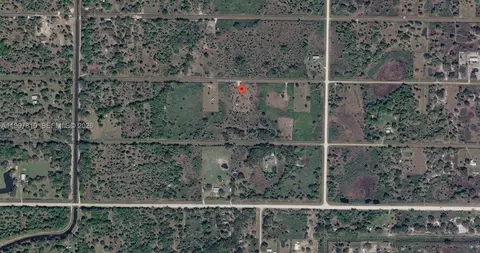 21068 NW 260th St, Okeechobee, FL 34972