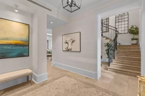 Entry Way - 685 Harbor Ln, Key Biscayne, FL 33149 photo 2 of 6