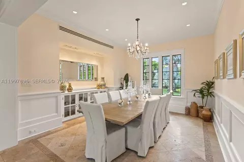 Dining - 685 Harbor Ln, Key Biscayne, FL 33149 photo 1 of 2